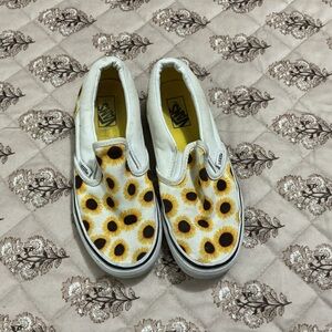 Vans Kids Slip-On Canvas Sneakers in White with Yellow Sunflower Print
